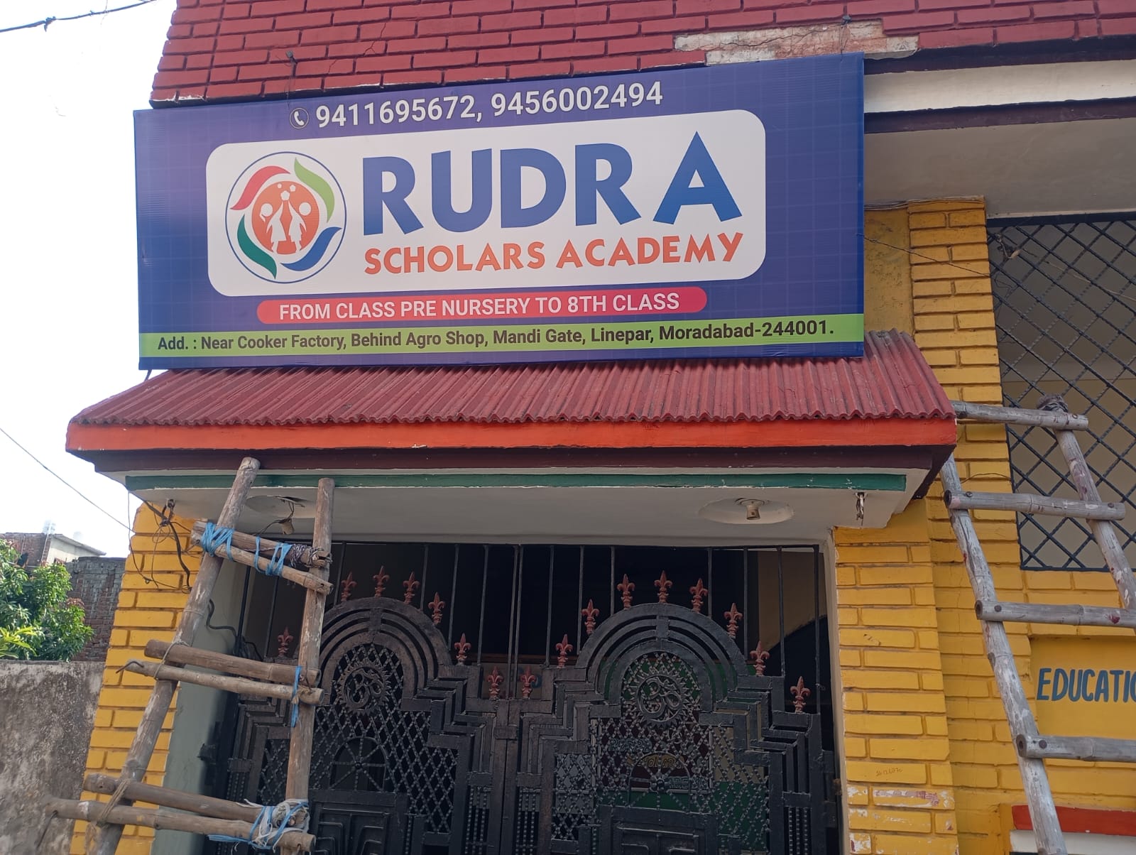 Rudra scholars kids play school
